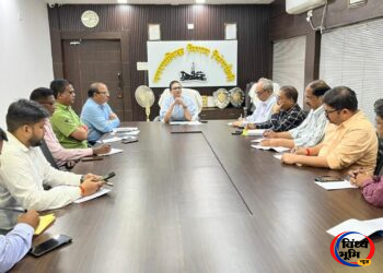 नगर निगम आयुक्त ने की विभागीय कार्यों की समीक्षा सीएम हेल्पलाइन की लंबित शिकायतों का तत्परता से किया जाए निराकरण:- सविता प्रधान