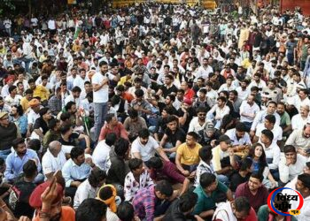 जंतर-मंतर छावनी में तब्दील: 'आरक्षण हटाओ आंदोलन' के प्रदर्शनकारियों को पुलिस ने खदेड़ा, रामलीला मैदान जाने की हिदायत 44 जंतर-मंतर छावनी में तब्दील: ‘आरक्षण हटाओ आंदोलन’ के प्रदर्शनकारियों को पुलिस ने खदेड़ा, रामलीला मैदान जाने की हिदायत