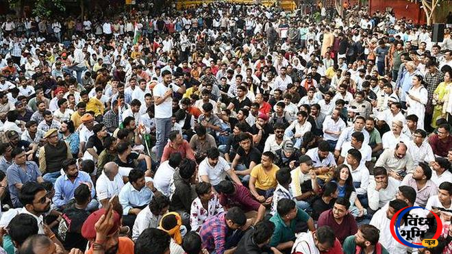जंतर-मंतर छावनी में तब्दील: 'आरक्षण हटाओ आंदोलन' के प्रदर्शनकारियों को पुलिस ने खदेड़ा, रामलीला मैदान जाने की हिदायत 44 Now protestersGBMGE9AH2.3.jpg