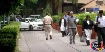 दिल्ली एयरपोर्ट, हाईकोर्ट, जामनगर हाउस समेत पांच जगहों को मिली बम से उड़ाने की धमकी, अलर्ट पर एजेंसियां 52 दिल्ली एयरपोर्ट, हाईकोर्ट, जामनगर हाउस समेत पांच जगहों को मिली बम से उड़ाने की धमकी, अलर्ट पर एजेंसियां