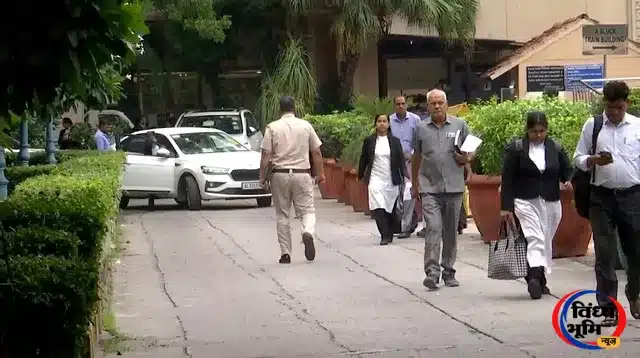 दिल्ली एयरपोर्ट, हाईकोर्ट, जामनगर हाउस समेत पांच जगहों को मिली बम से उड़ाने की धमकी, अलर्ट पर एजेंसियां 43 a069e41d 1bd7 4e98 97b7 5a32e23b754d 1786695193272 v