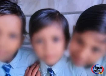 इंदौर में दर्दनाक हादसा: विषाक्त भोजन खाने से एक ही परिवार की 3 बच्चियों की मौत, मचा हड़कंप 51 इंदौर में दर्दनाक हादसा: विषाक्त भोजन खाने से एक ही परिवार की 3 बच्चियों की मौत, मचा हड़कंप