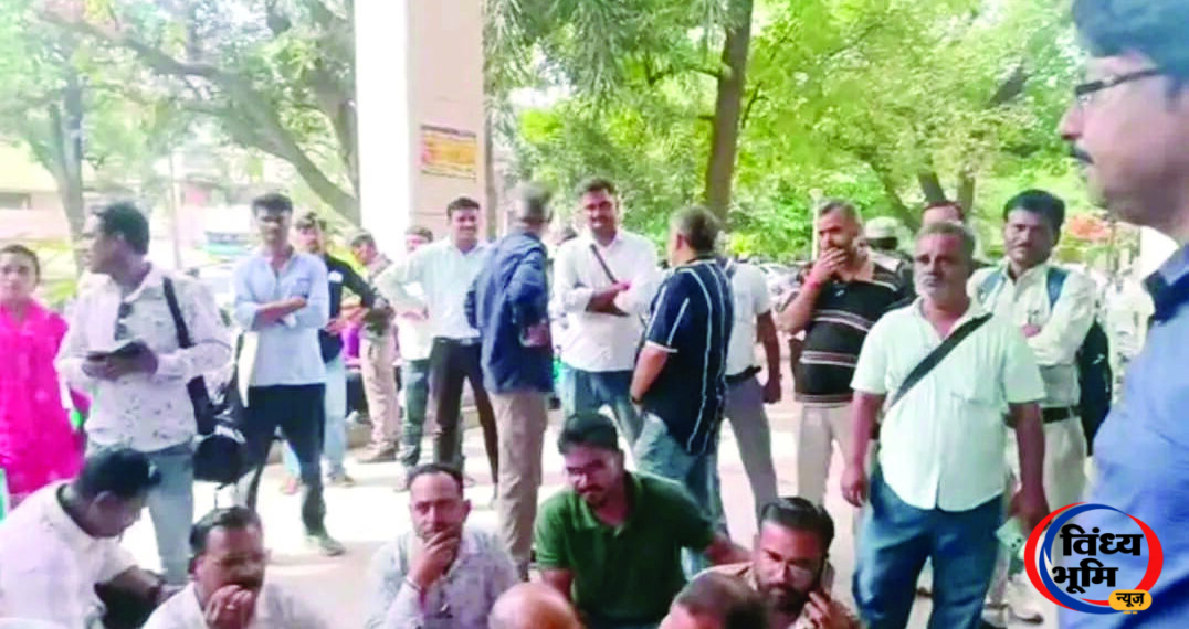 कवरेज को लेकर पत्रकारों में नाराजगी, अस्पताल प्रबंधन से स्पष्ट नियम और आदेश सार्वजनिक करने की मांग 46 14 1