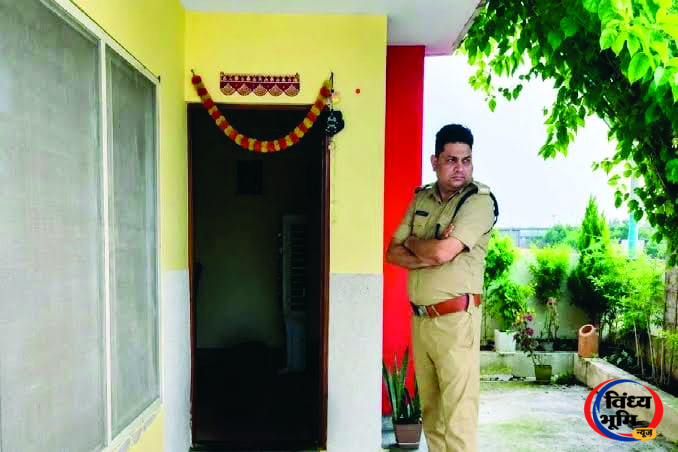 भोपाल में महिला सब-इंस्पेक्टर की हत्या, प्रेमी पर हत्या के बाद आत्महत्या का शक 45 भोपाल में महिला सब-इंस्पेक्टर की संदिग्ध मौत का मामला