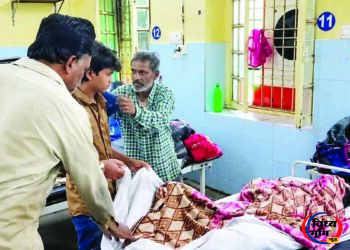 जबलपुर : पत्नी की मौत के बाद बेबस था मजदूर, अंतिम संस्कार के लिए भी नहीं थे पैसे; नर्स ने दिखाई इंसानियत 45 जबलपुर : पत्नी की मौत के बाद बेबस था मजदूर, अंतिम संस्कार के लिए भी नहीं थे पैसे; नर्स ने दिखाई इंसानियत