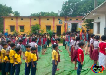 Kusmi news,वन्दे मातरम् के 150वें वर्ष पर राष्ट्रगीत से गूंजा विद्यालय परिसर 53 Kusmi news,वन्दे मातरम् के 150वें वर्ष पर राष्ट्रगीत से गूंजा विद्यालय परिसर