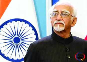 हामिद अंसारी ने नूरानी की किताब का हवाला देकर नेहरू का पुराना कथन दोहराया, हिंदू दक्षिणपंथी सांप्रदायिकता पर कही यह बात 10 हामिद अंसारी ने नूरानी की किताब का हवाला देकर नेहरू का पुराना कथन दोहराया, हिंदू दक्षिणपंथी सांप्रदायिकता पर कही यह बात