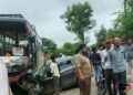 High-Speed Bus Turns Fatal ,अमरपुर-बेहड़ा मोड़ पर काल बनी तेज रफ्तार बस, अल्टो को रौंदने से एक ही परिवार के तीन सदस्यों की मौत, 8 वर्षीय मासूम गंभीर