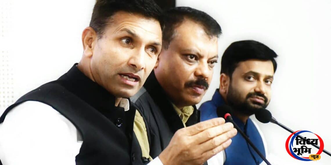 Bhopal,27 प्रतिशत आरक्षण के लिए सुप्रीम कोर्ट जाएगी कांग्रेस,जीतू पटवारी ने बीजेपी पर साधा निशाना 45 IMG 20261011 WA0017