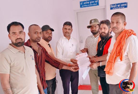 Shiv Sena Ultimatum Over Mismanagement: अव्यवस्थाओं पर शिवसेना का अल्टीमेटम, विवेक पाण्डेय बोले—लापरवाही बर्दाश्त नहीं 45 IMG 20261022 WA0047